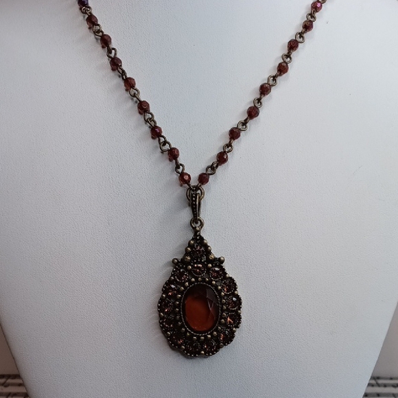 Avon Jewelry - Avon Topaz Color Teardrop Pendant Necklace 2009